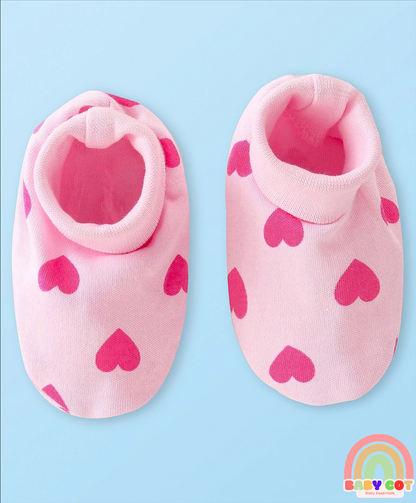 Cotton Knit Cap Mittens & Booties Set with Heart & Daisy Duck Graphic - Pink