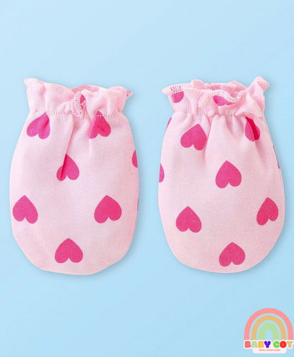 Cotton Knit Cap Mittens & Booties Set with Heart & Daisy Duck Graphic - Pink
