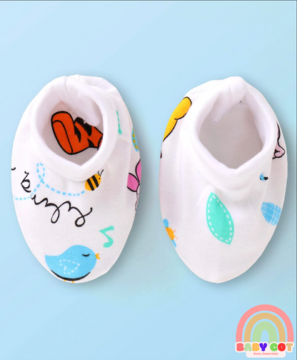 Interlock Knit Cap Mittens & Booties Set with Winnie & Friends Graphics - White